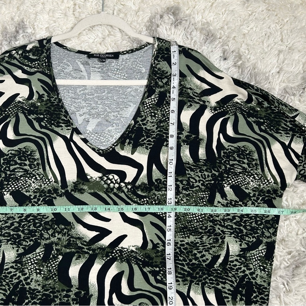 Isle Jacobsen Abstract Animal Print Long Sleeve Jersey Knit Lagenlook Midi Dress - Picture 11 of 13